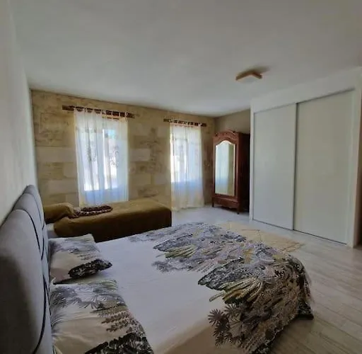 Demeure En Pierre Avec Piscine Privée Villa *