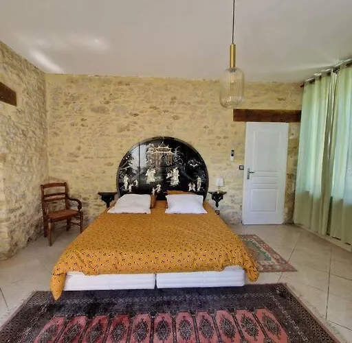 Villa Demeure En Pierre Avec Piscine Privée