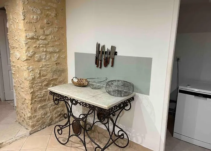 Villa Demeure En Pierre Avec Piscine Privée