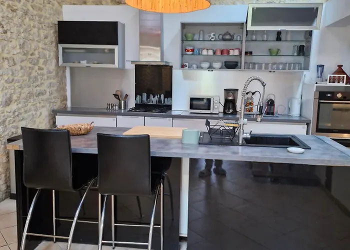 Demeure En Pierre Avec Piscine Privée Villa